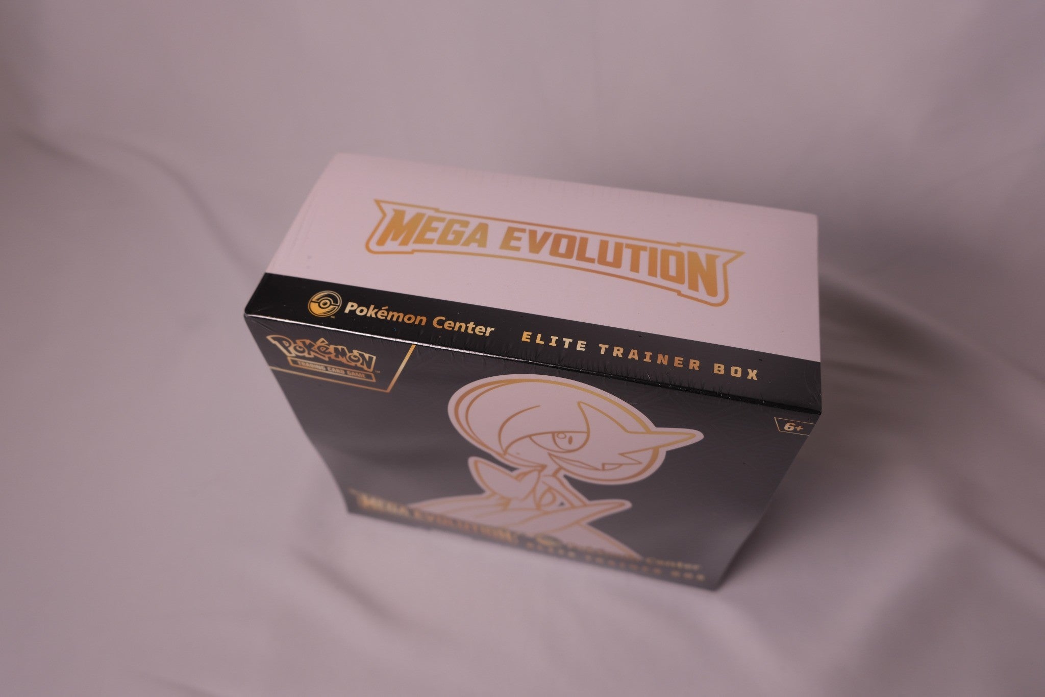 Mega Evolutions Pokemon Center Elite Trainer Box Gardevoir